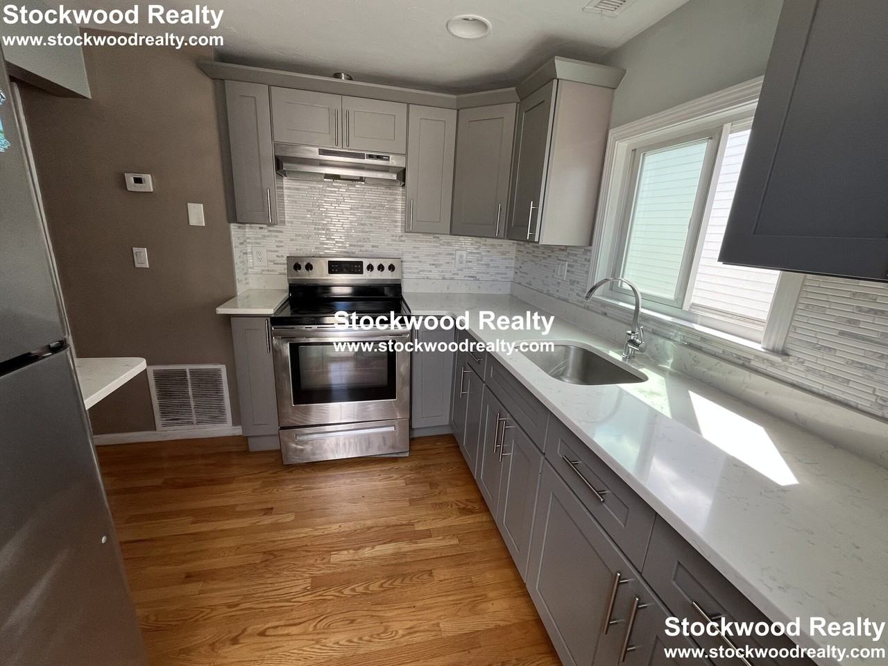 949 Dorchester Ave #3 - Photo 3 of 43