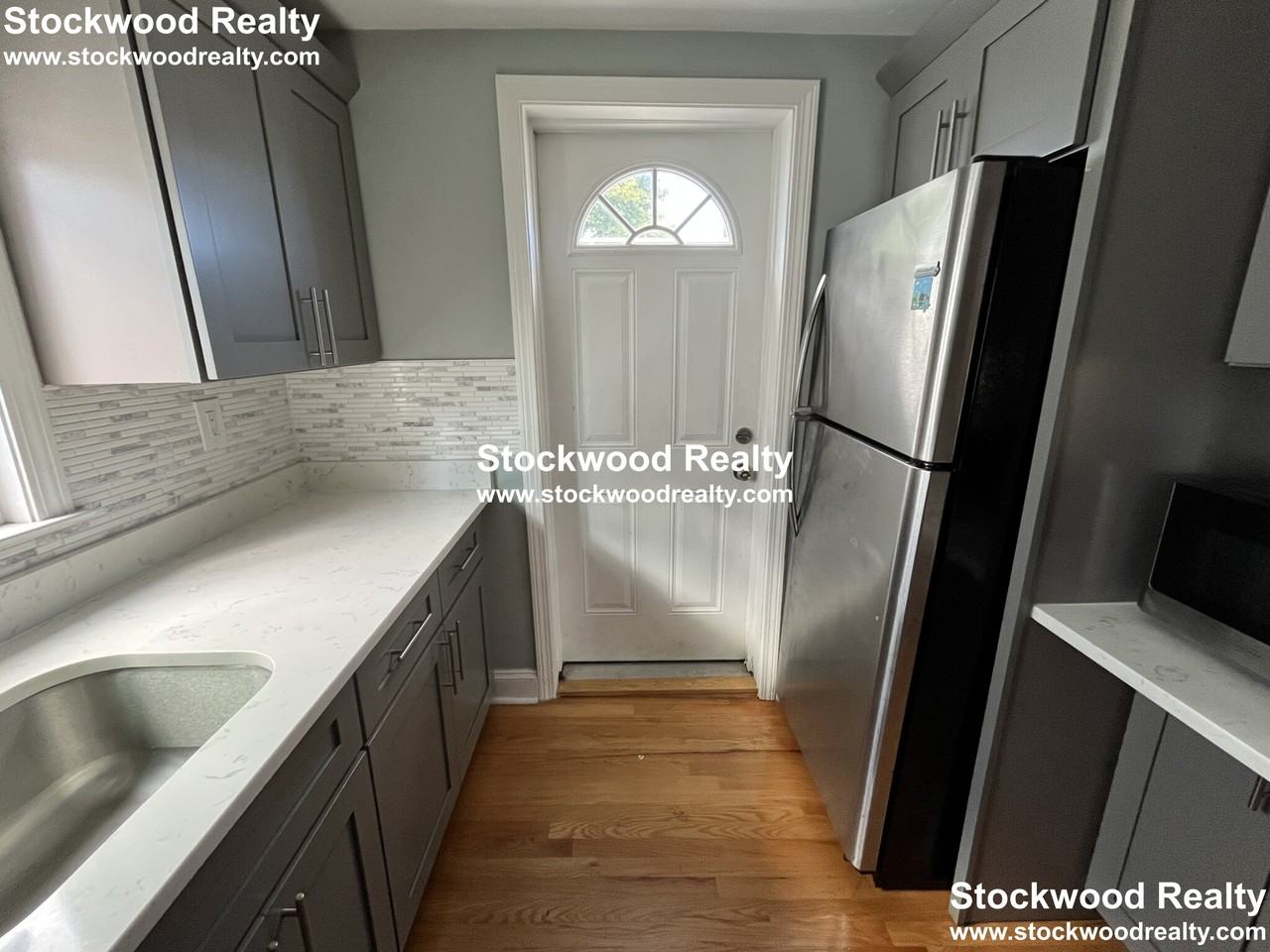949 Dorchester Ave #3 - Photo 5 of 43