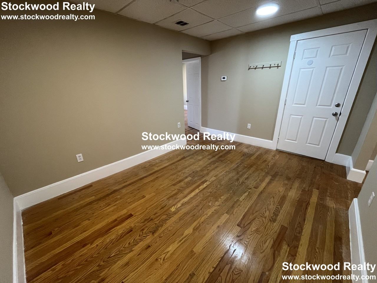 933 Dorchester Ave #3 - Photo 3 of 42