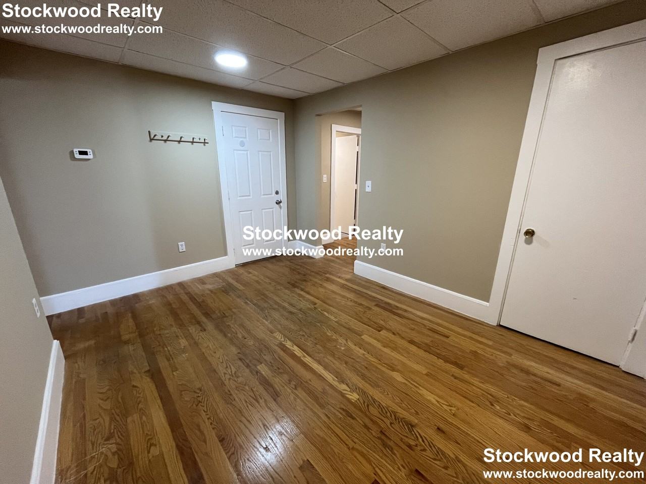 933 Dorchester Ave #3 - Photo 4 of 42