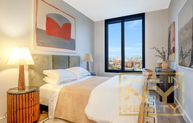 52nd St #3K - Photo 5 of 20