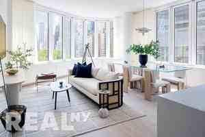 featured image of W 60th St #25D