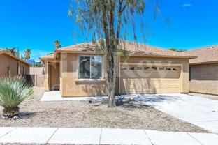 3246 S Lakeside Ridge Loop - Photo 1 of 1
