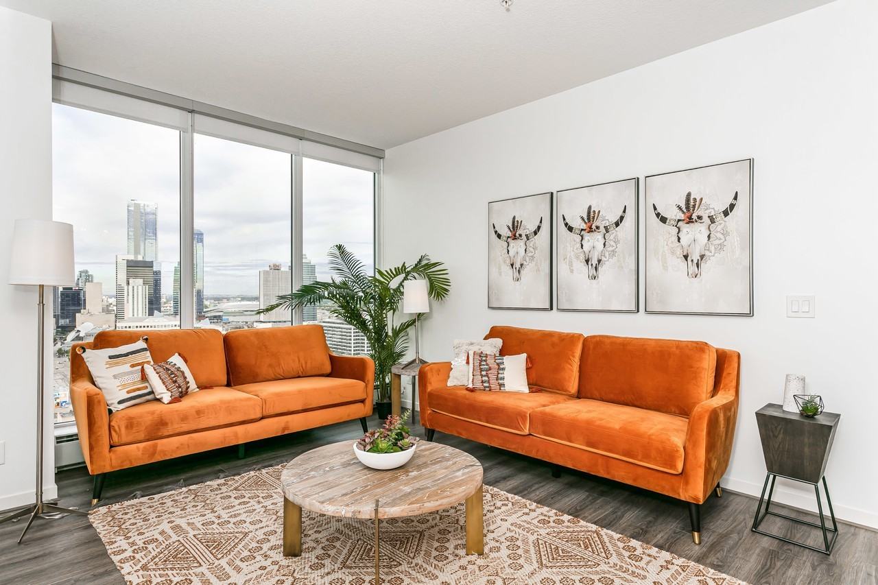 The Hat at Five Corners - Photo 4 of 50