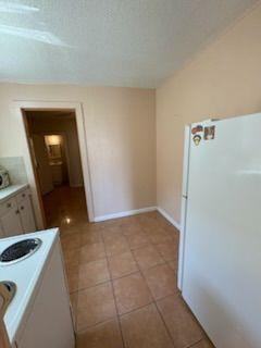 109 W Dunnam St - Photo 5 of 9