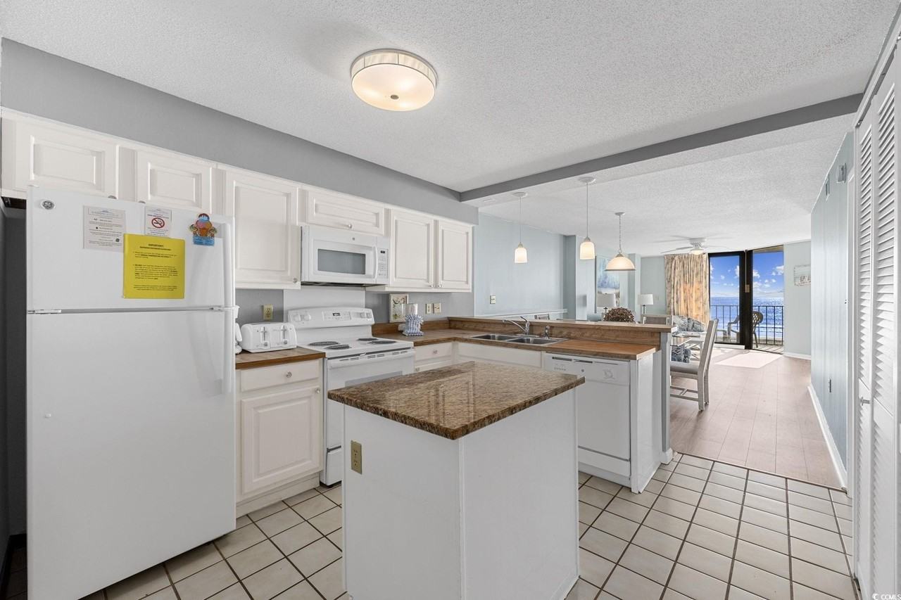 4701 S Ocean Blvd - Photo 6 of 31