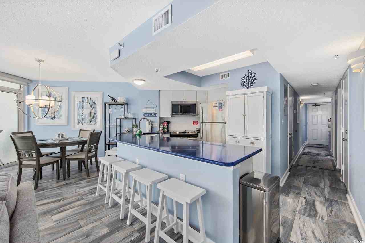 161 Seawatch Dr - Photo 4 of 33