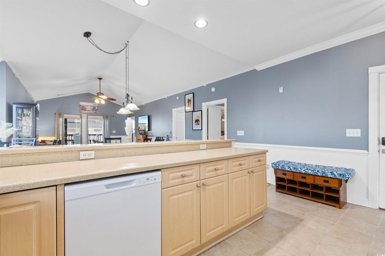 4891 Luster Leaf Circle - Photo 6 of 36