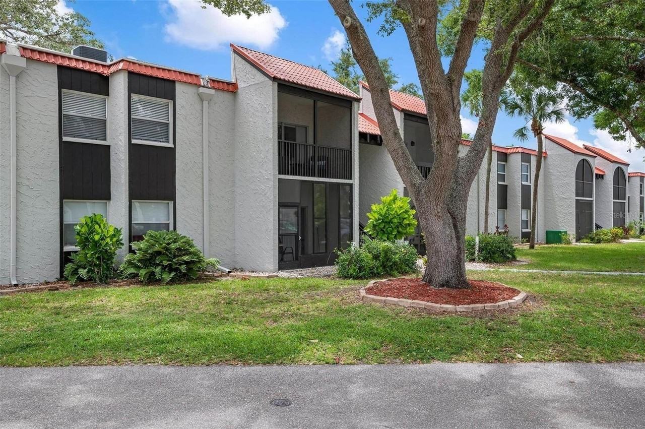 3201 Beneva Rd #201 - Photo 2 of 41