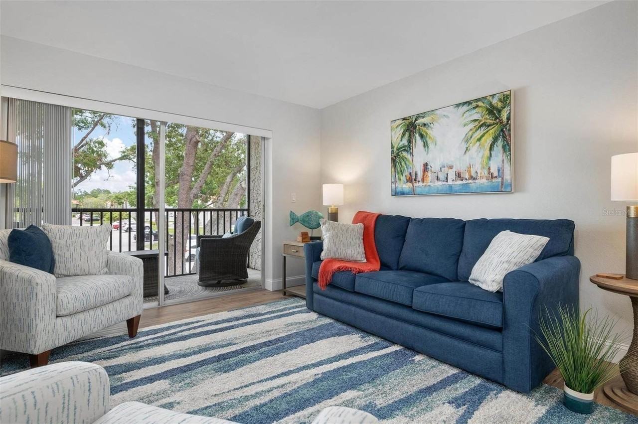 3201 Beneva Rd #201 - Photo 7 of 41