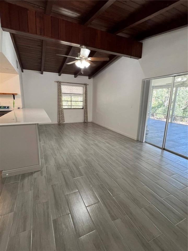 50 Palm Drive - Photo 5 of 24