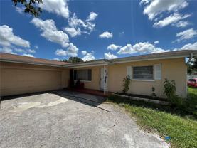 626 Chevy Chase Dr - Photo 1 of 1