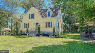 212 E Chatsworth Ave - Photo 1 of 1