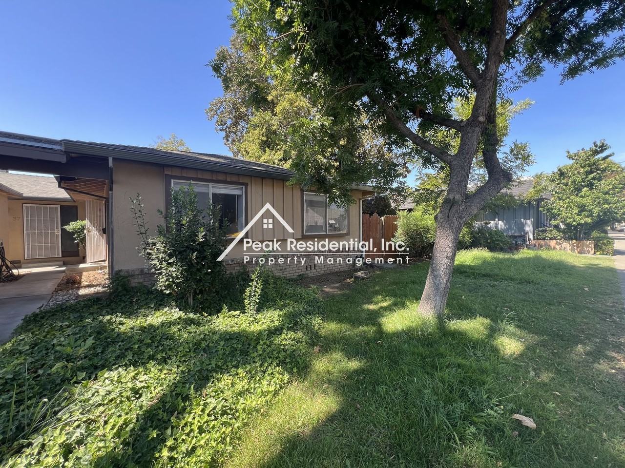 39 Park Ave - Photo 3 of 20