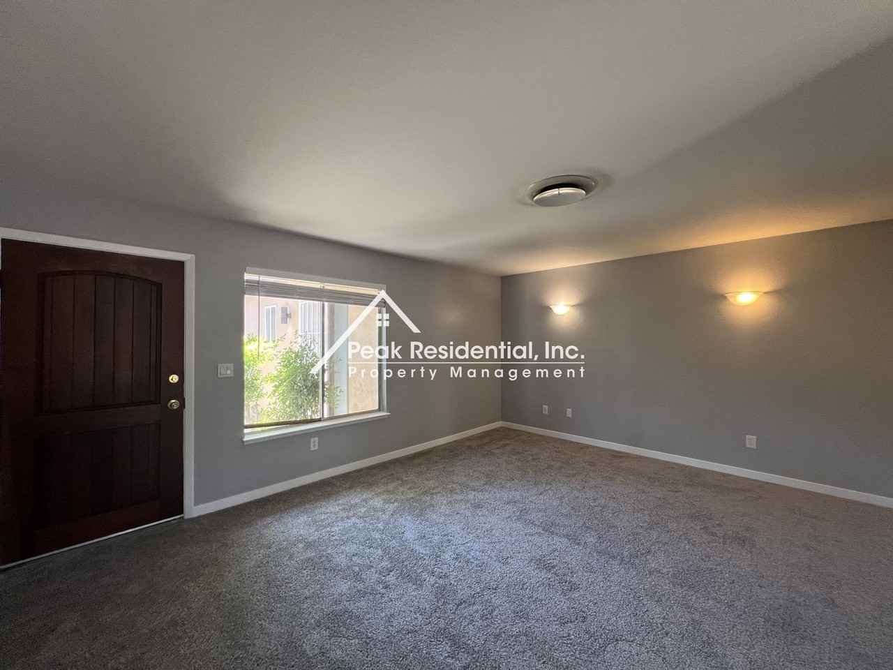 39 Park Ave - Photo 7 of 20