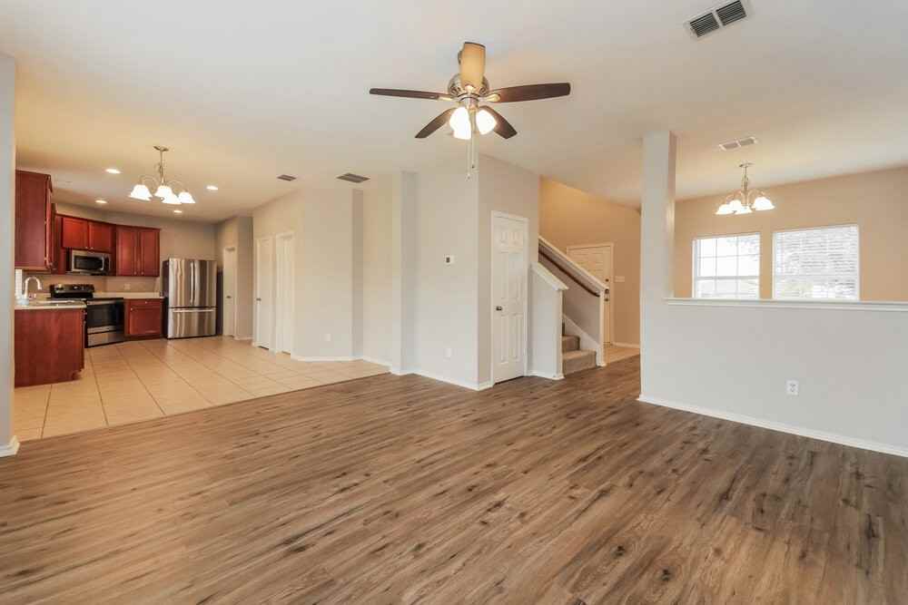 2026 Gardenia Dr - Photo 5 of 17