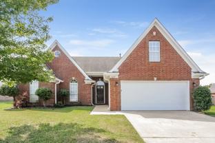 4127 Ravenwood Dr N - Photo 1 of 1