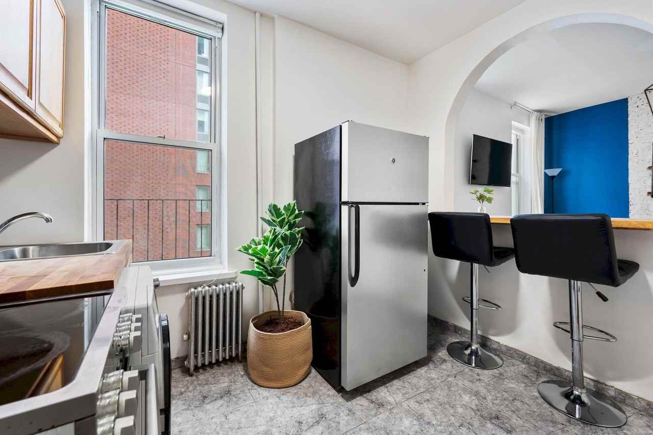 7 East 91st Street - Photo 5 of 22