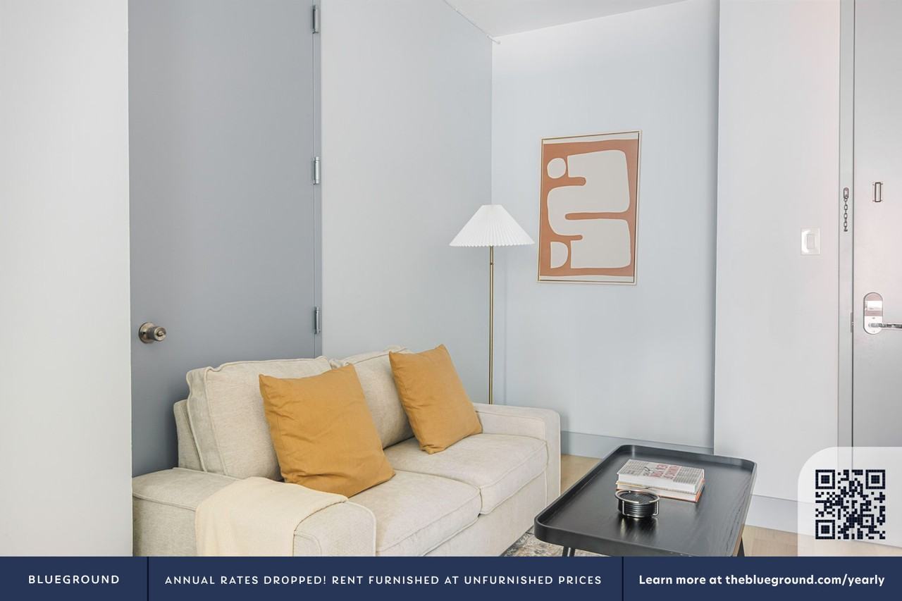 161 West 54th Street - Photo 3 of 26