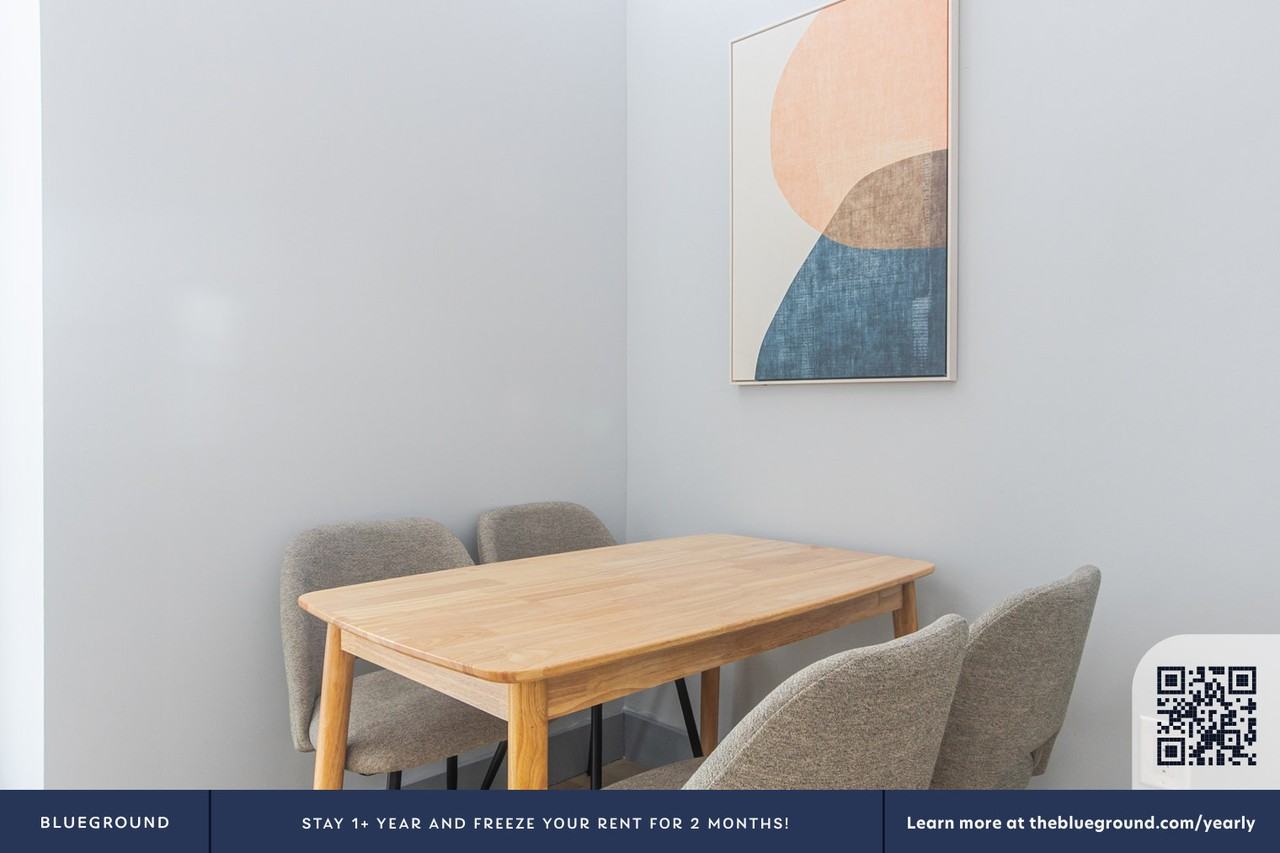 161 West 54th Street - Photo 7 of 26