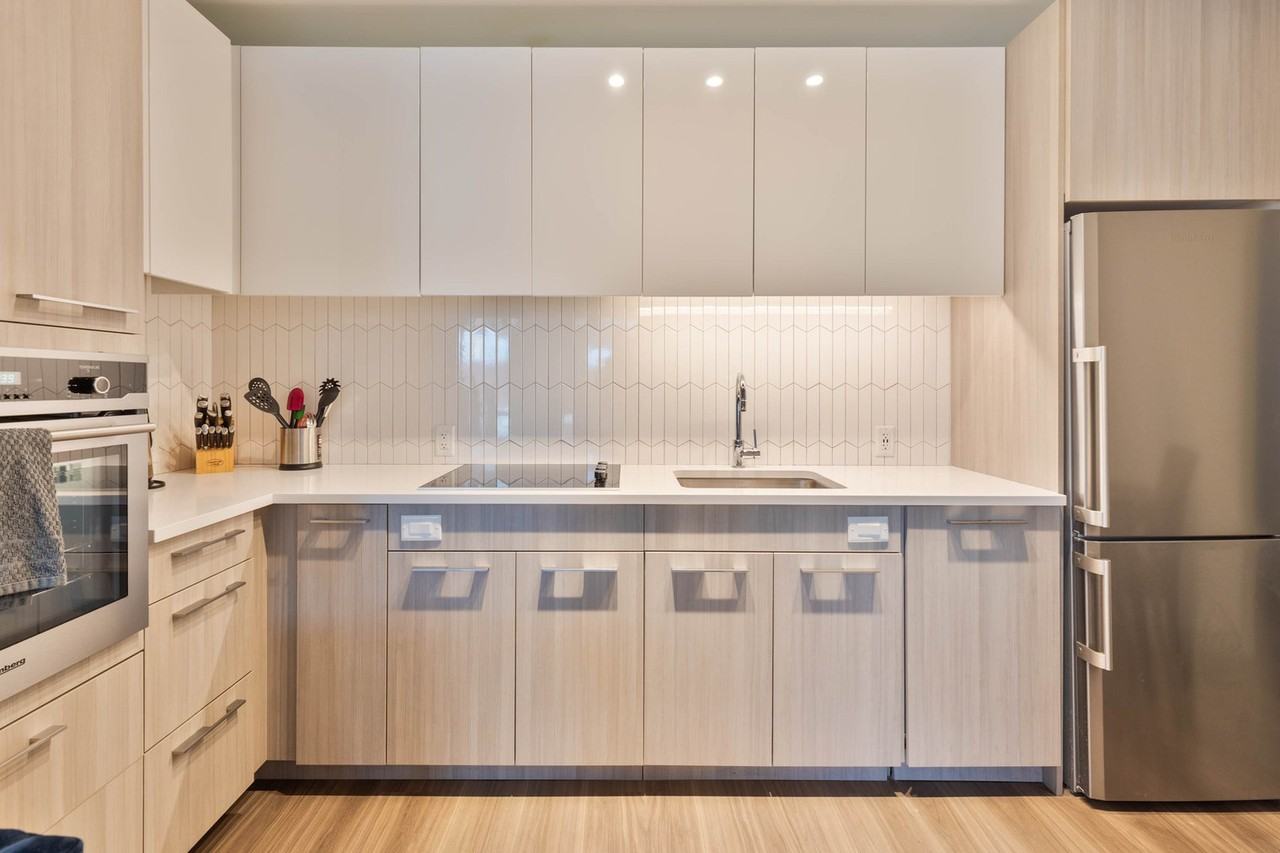 82 Ames St #1039238P - Photo 3 of 12