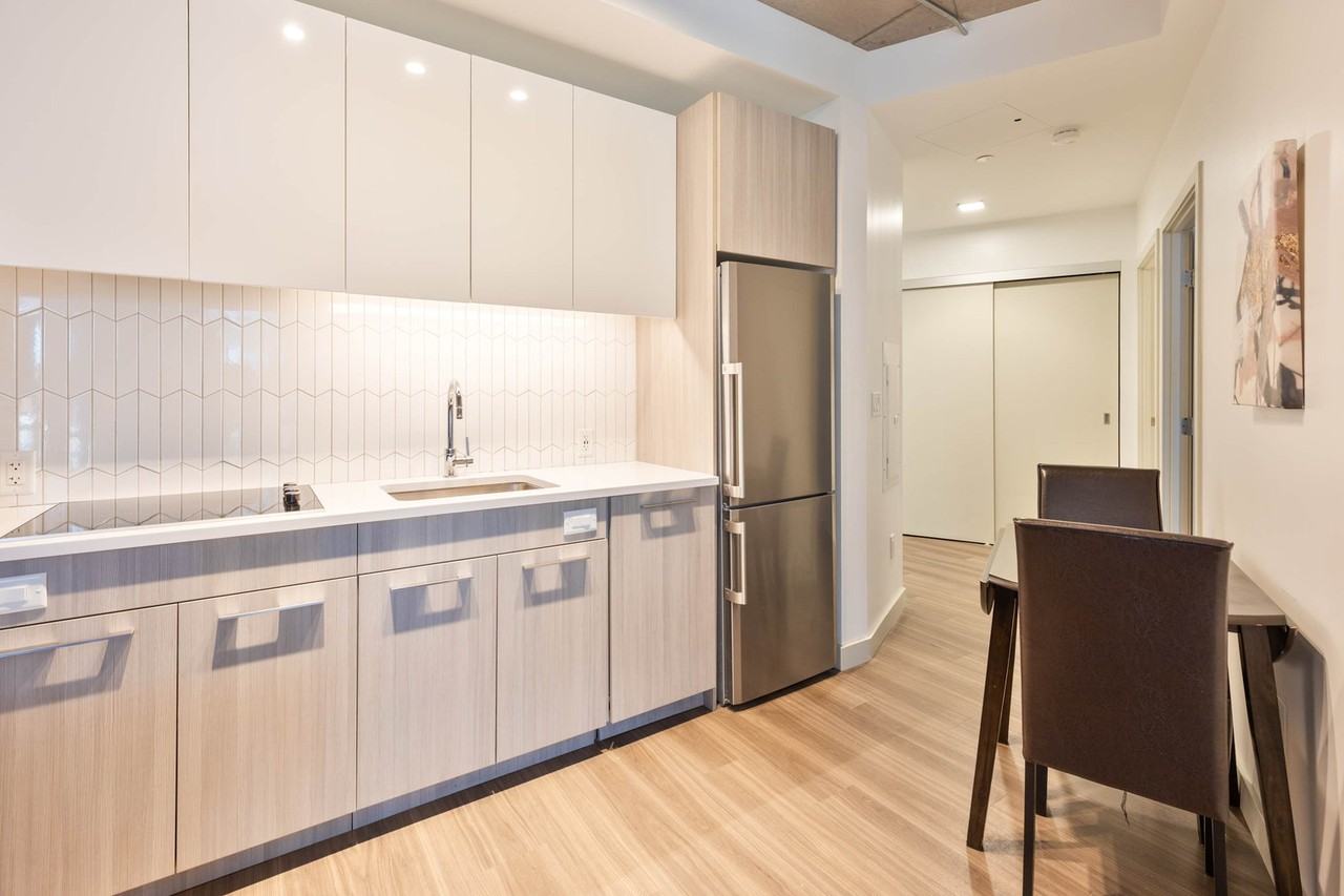 82 Ames St #1039238P - Photo 6 of 12