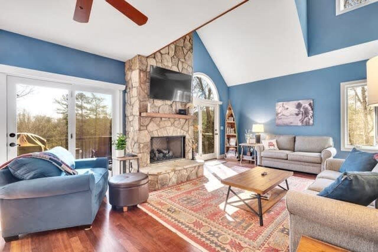 49 Indian Summer Ln #1250694P - Photo 2 of 42