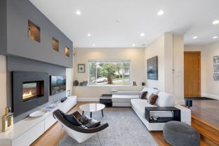 3662 Oxford St - Photo 1 of 1