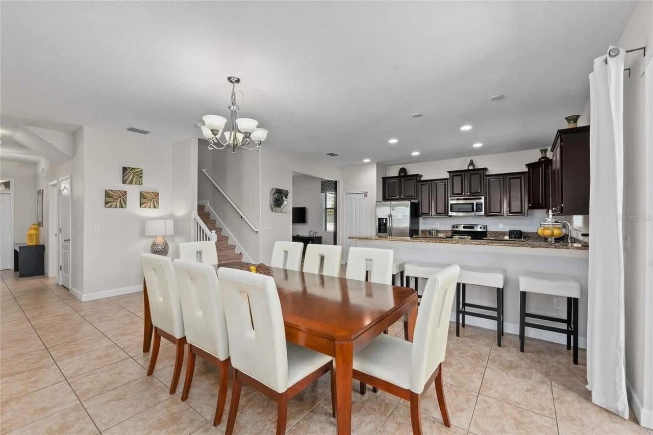 1401 Wexford Way #1259823P - Photo 6 of 38