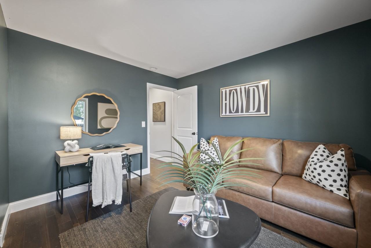 530 Hanford St #1262899P - Photo 3 of 46