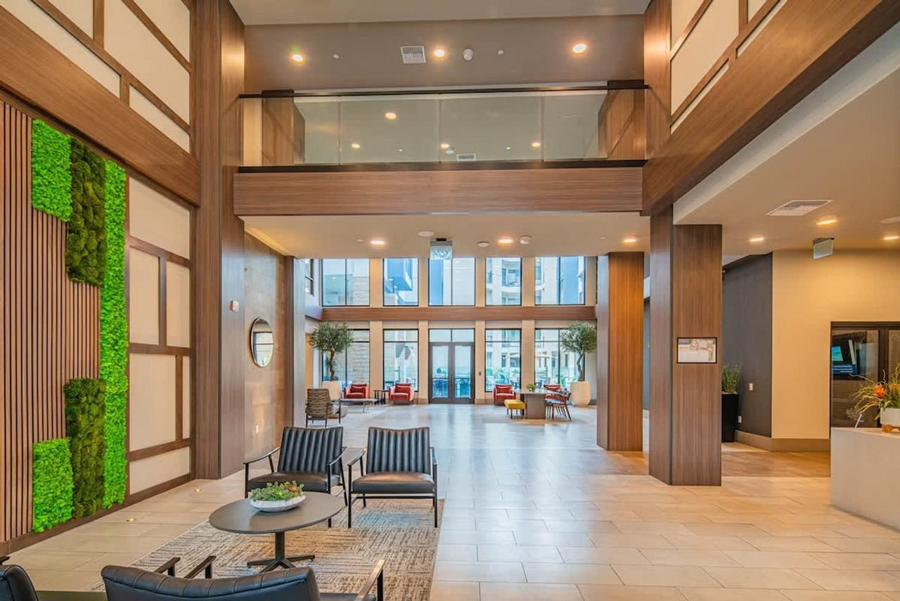 15501 North Dial Boulevard - Photo 6 of 168