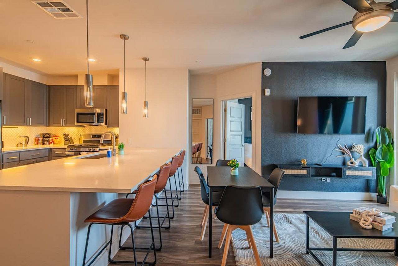 15501 North Dial Boulevard - Photo 4 of 80