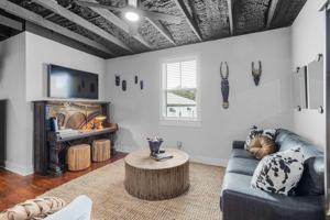 featured image of 156 Camellia Street