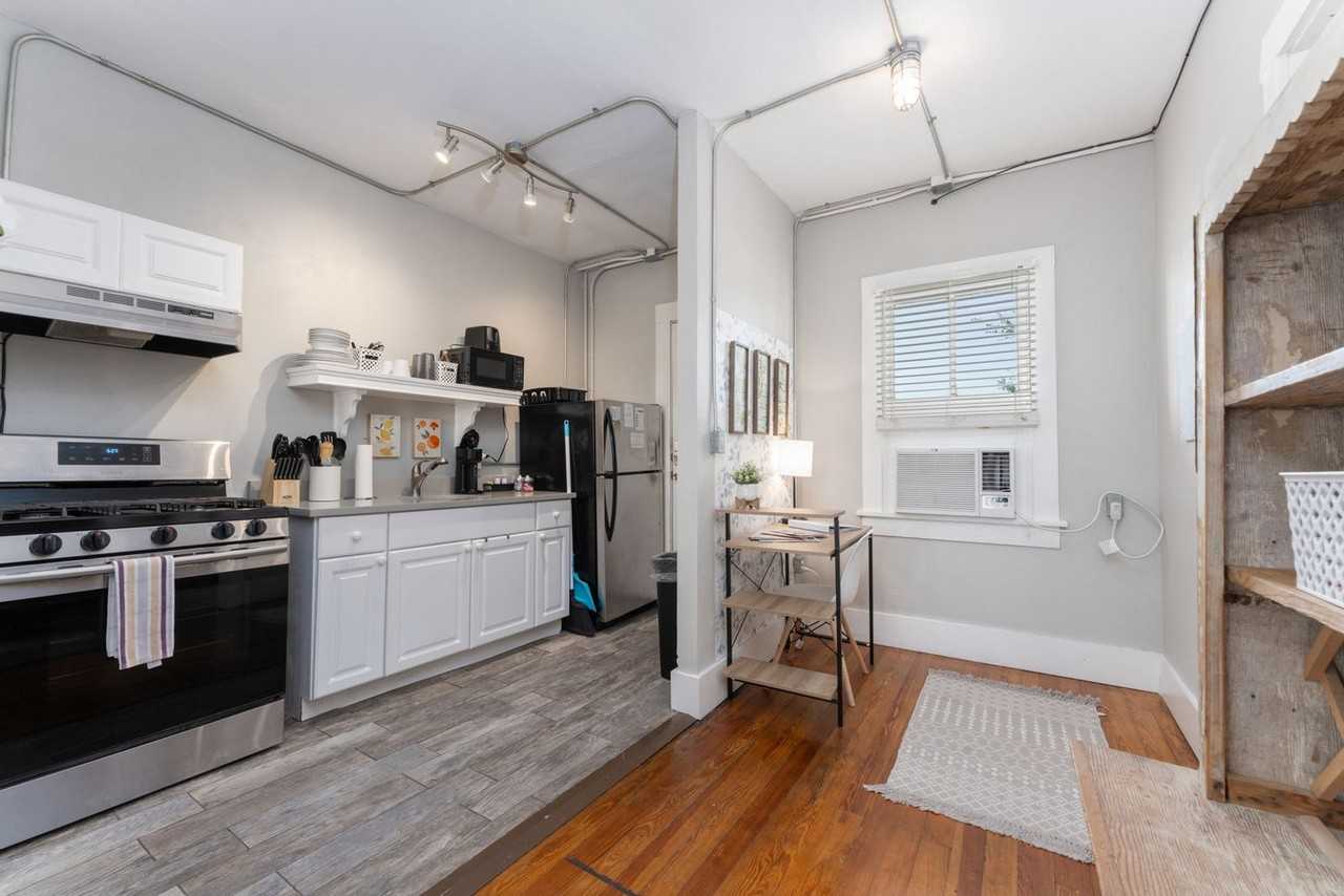 304 Power St #1268423P - Photo 5 of 24