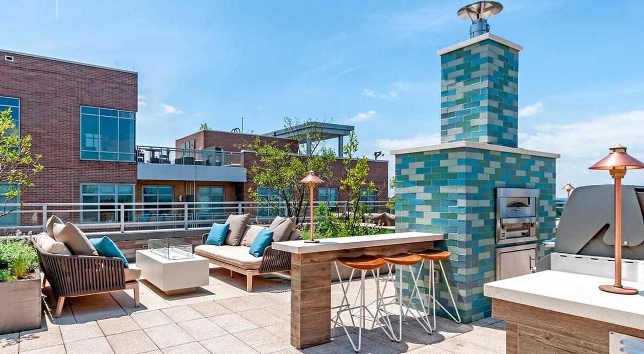 8218 Wisconsin Ave #1506366P - Photo 5 of 21