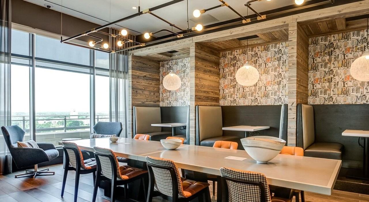 8218 Wisconsin Ave #1506366P - Photo 6 of 21