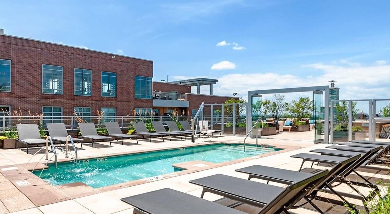 8218 Wisconsin Ave #1506366P - Photo 4 of 21