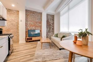 featured image of 1050 Annunciation St