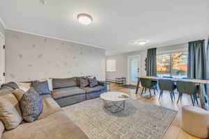 featured image of 3373 East 44th Ave