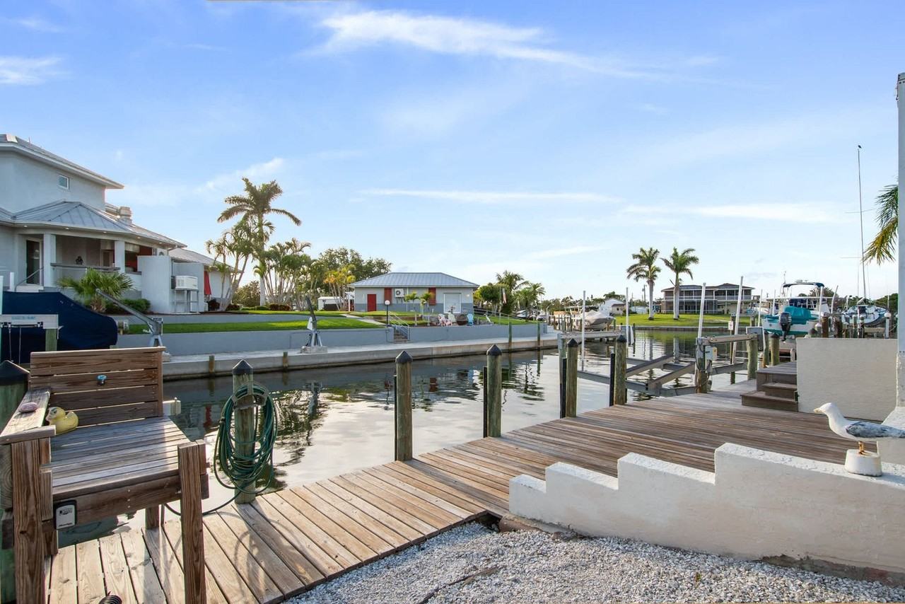 6912 26th St W #1284305P - Photo 7 of 45