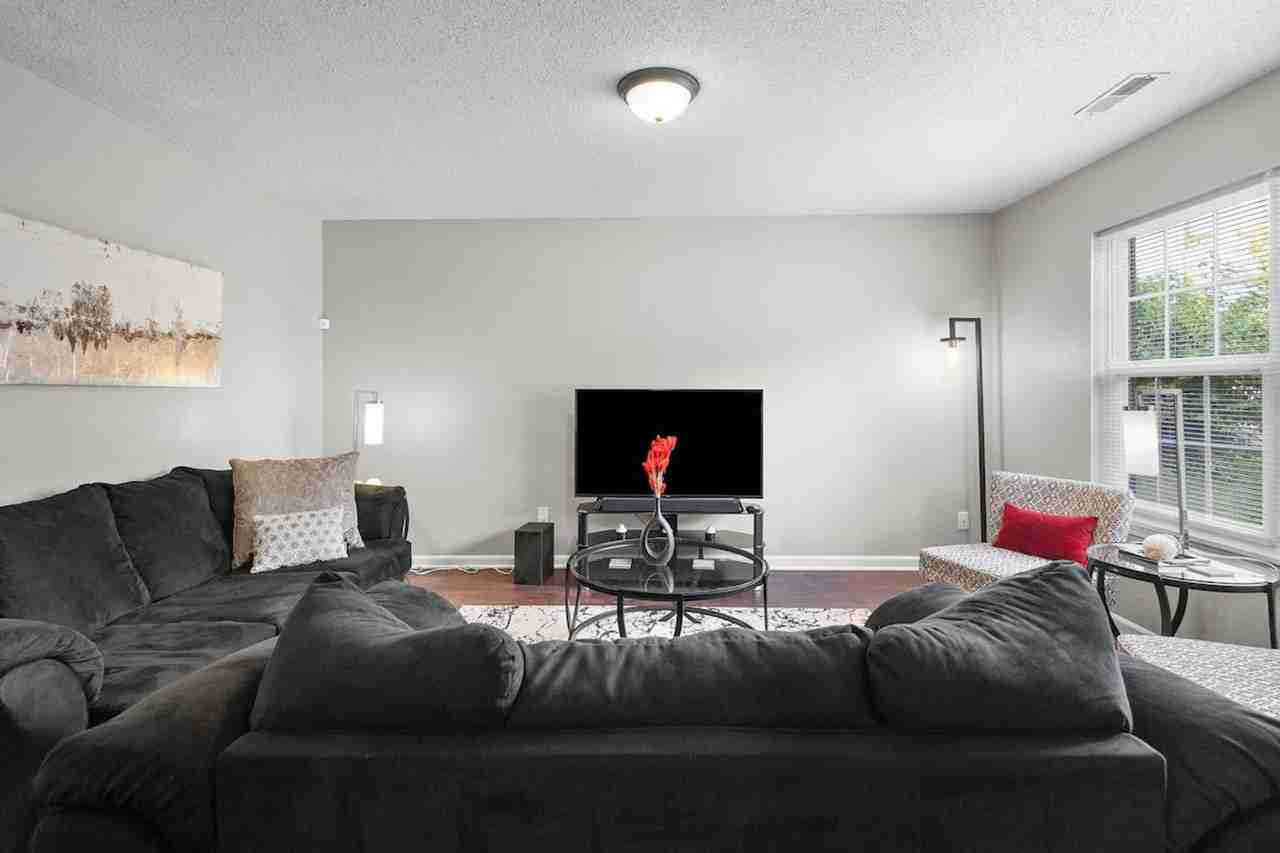 9928 Comb Run Ct #1285098P - Photo 2 of 42