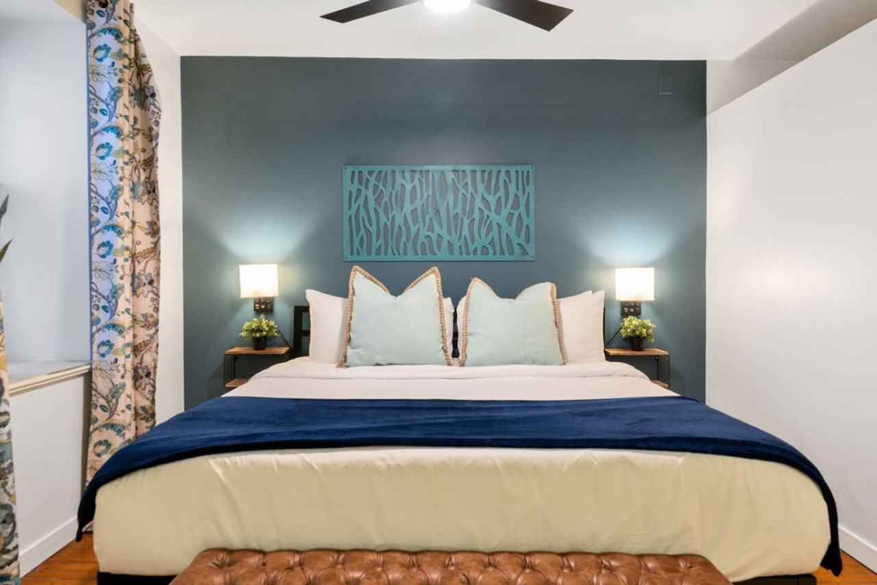 221 Vine St #1289452P - Photo 5 of 28