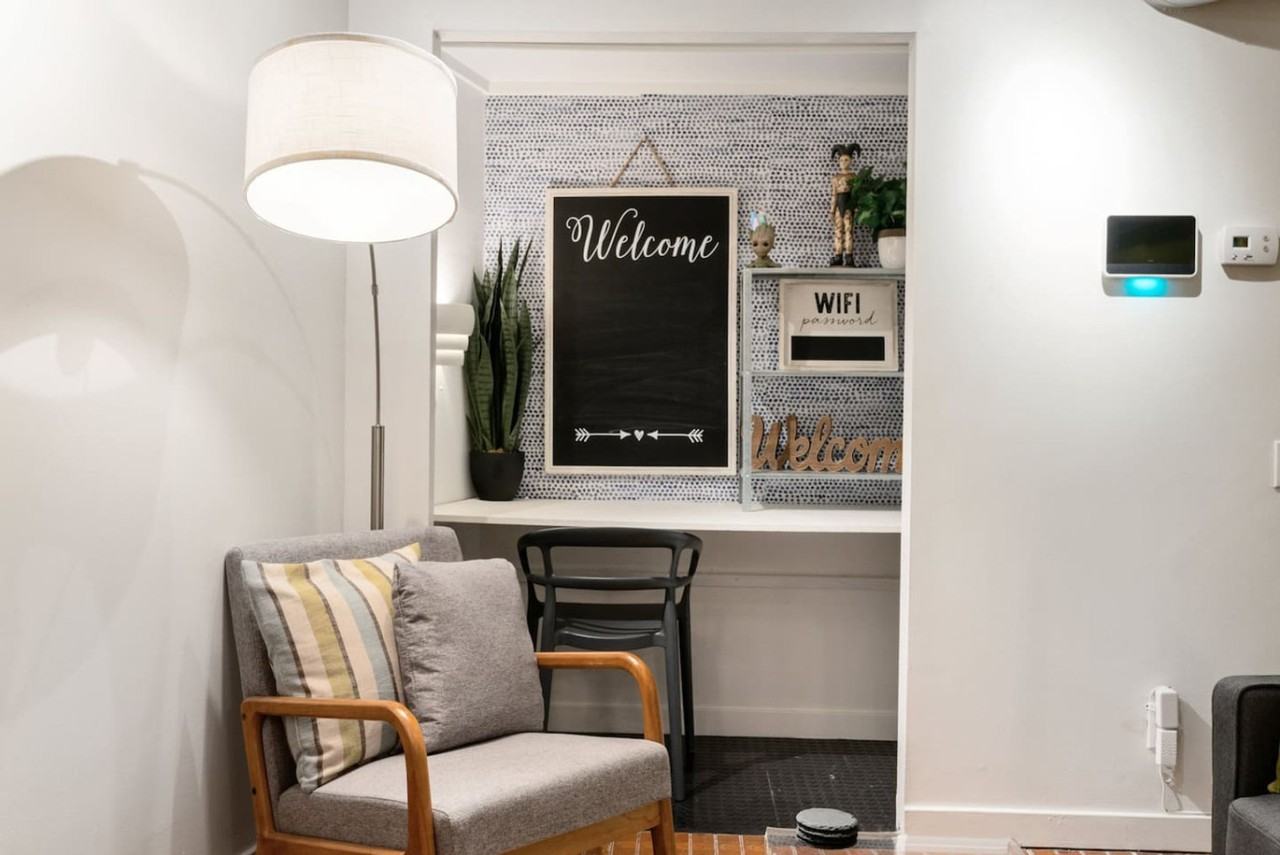 221 Vine St #1289452P - Photo 7 of 28