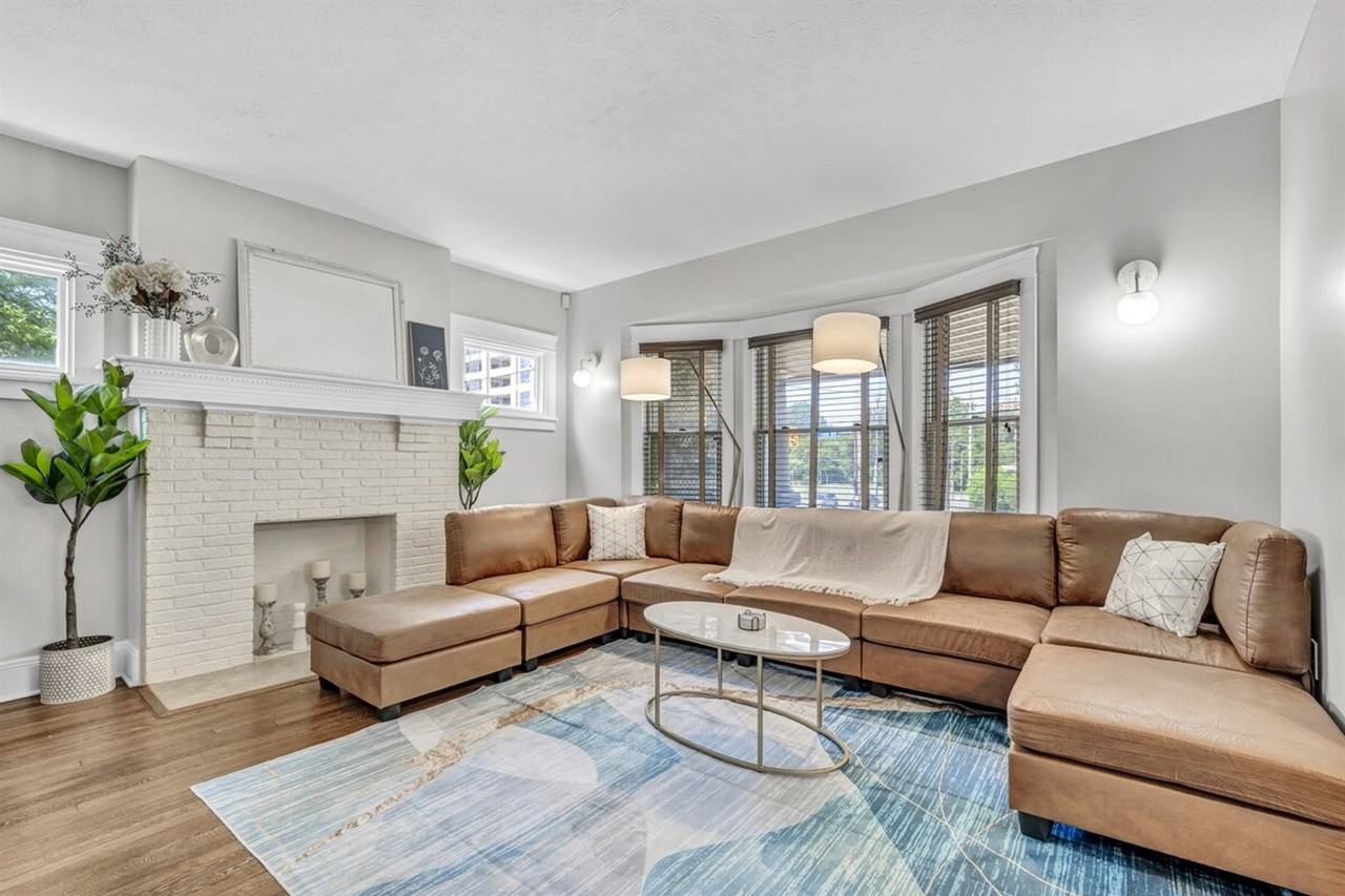 1501 East 105th Street - Photo 4 of 50