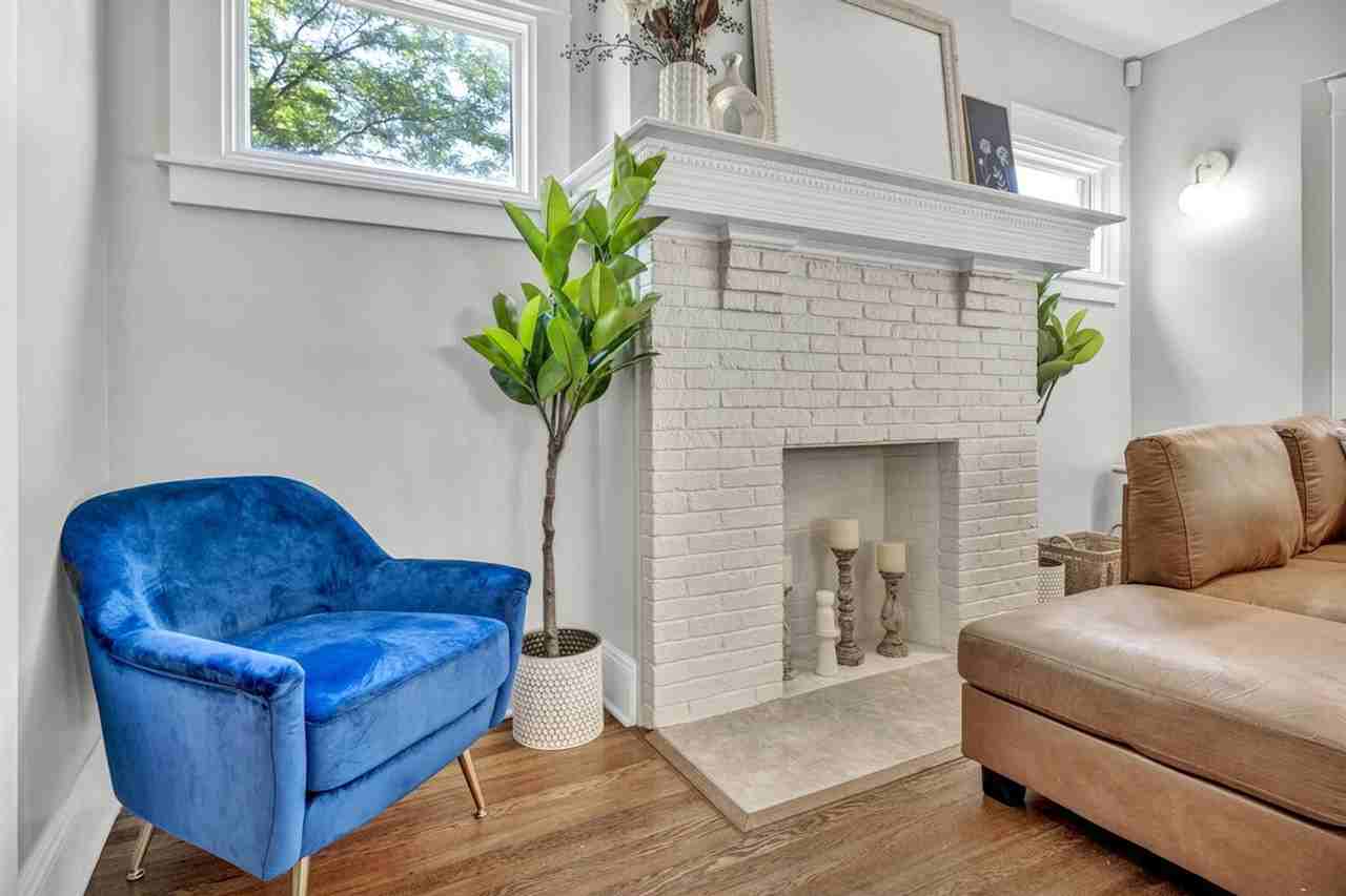 1501 East 105th Street - Photo 6 of 50