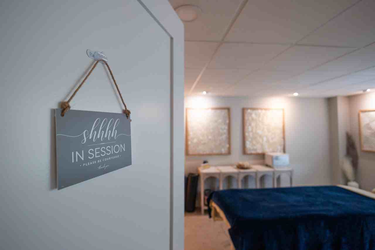 Butler Plaza - Photo 4 of 9