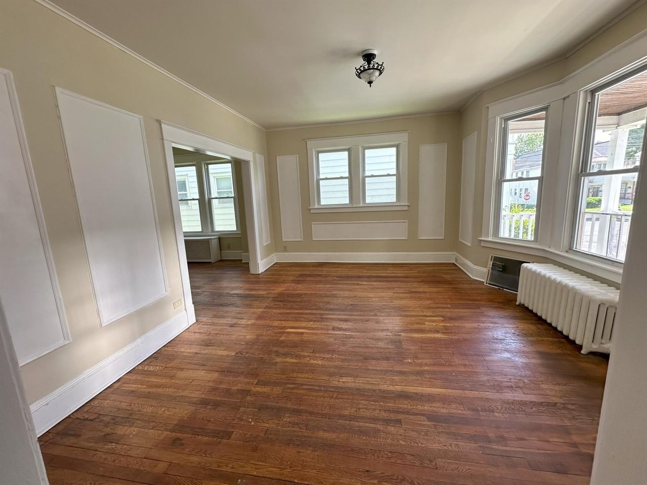 441 Ontario St #1 - Photo 7 of 17
