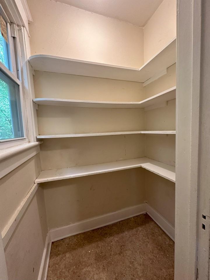 441 Ontario St #1 - Photo 3 of 17