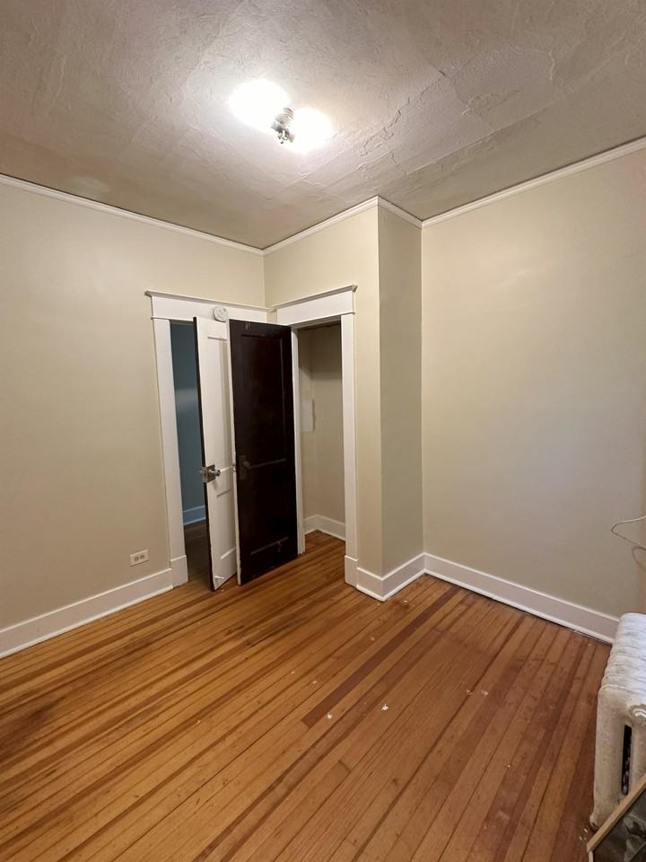 441 Ontario St #1 - Photo 3 of 17