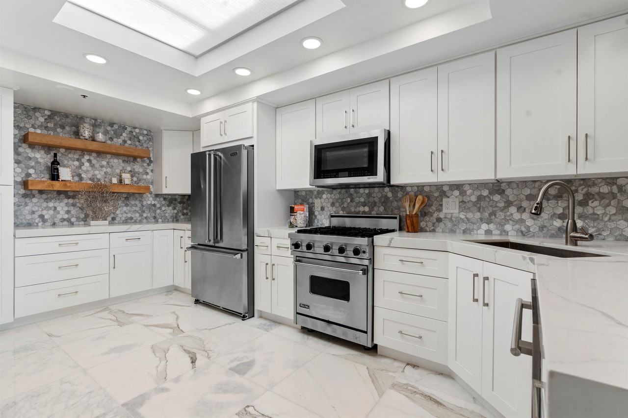 260 Cagney Ln #308 - Photo 7 of 42